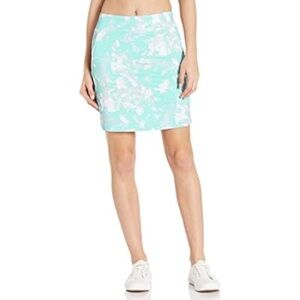 ANNIKA by Cutter & Buck Women's
Energy Print Pull on Skort
